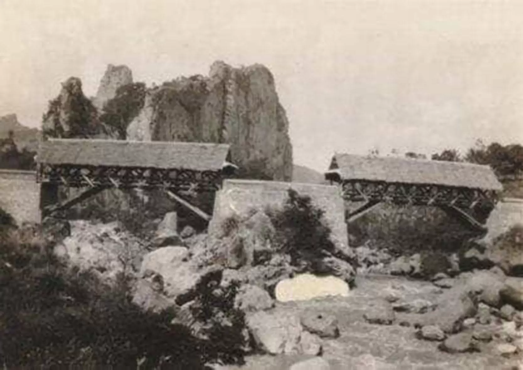 Jembatan kopral.