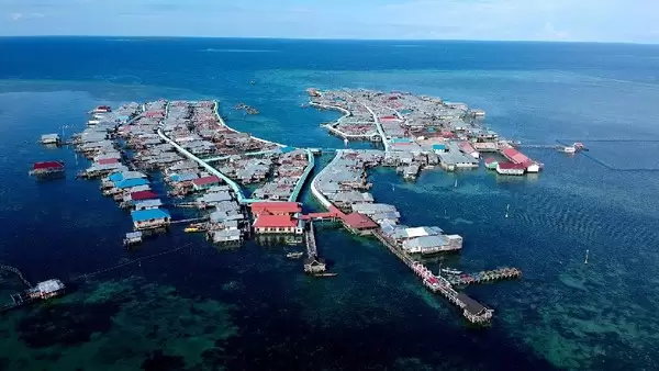 Desa Torosiaje