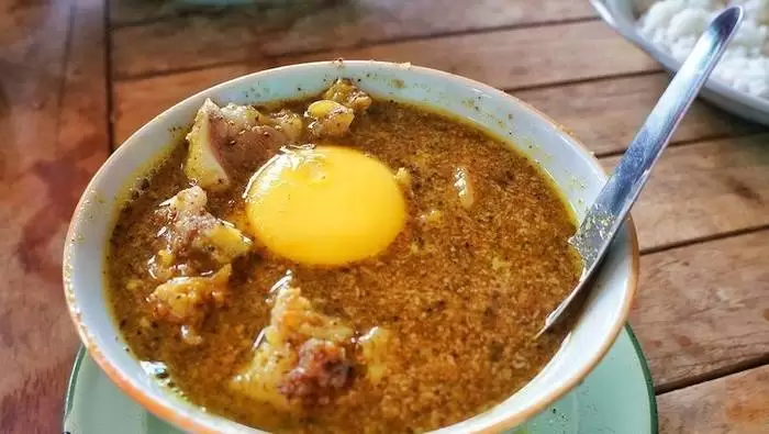 asal usul coto makassar pallu basa sop saudarah