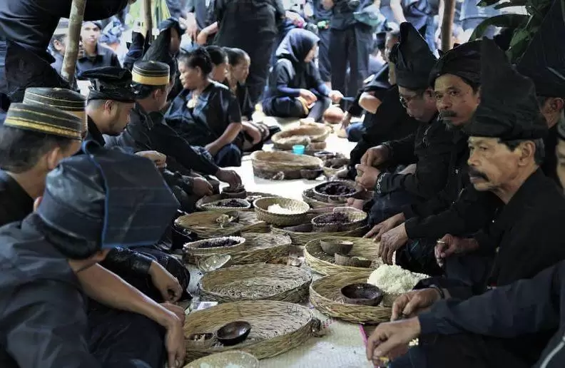 Tradisi Kematian Suku Kajang