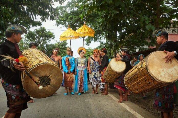 Tradisi Kawin Lari Suku Sasak