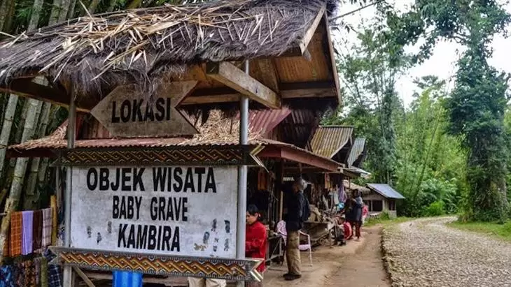 Kambira Baby Graves