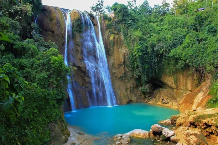 Air Terjun Putri Nglirip