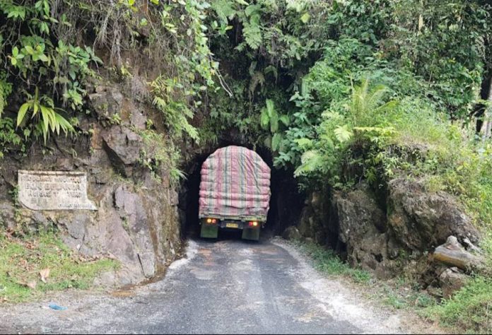 Terowongan Batu Lubang Sibolga