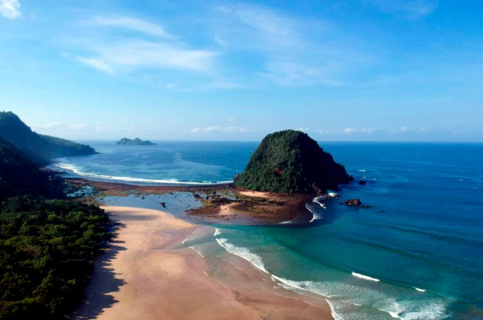 Pulau Merah