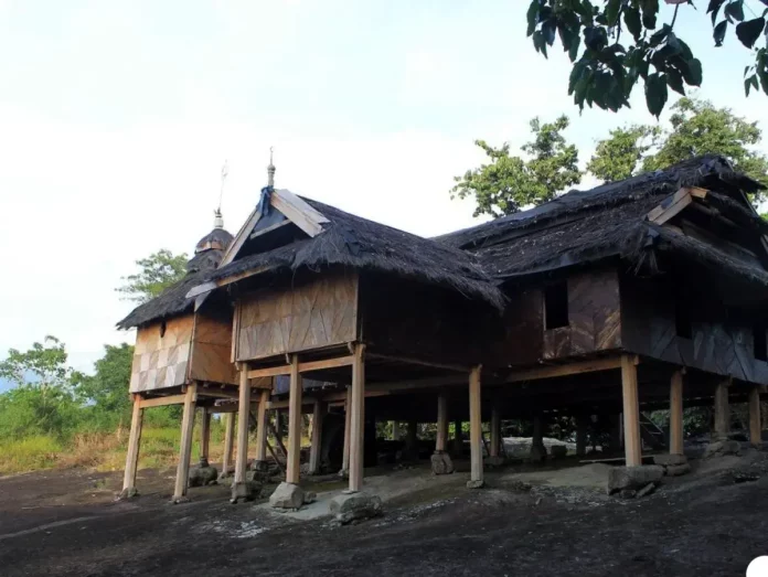 Masjid Tua Tondon